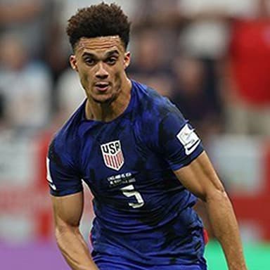 Antonee Robinson - Fulham Player