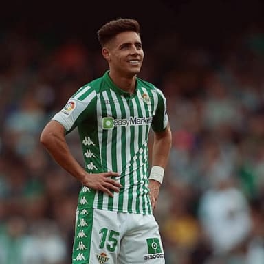 Álex Moreno - Girona Player