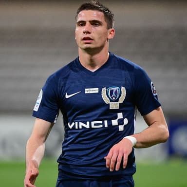 Romain Perraud - Lille Player