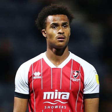 Elliot Bonds - Fleetwood Town Player